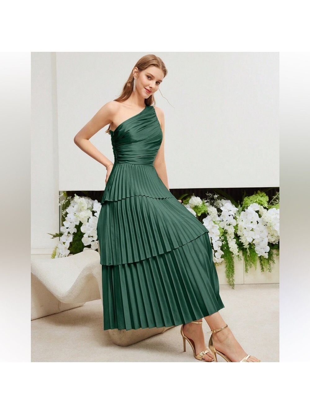 Elegant Green one shoulder Pleated dress